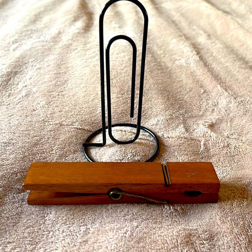 Desk accessories